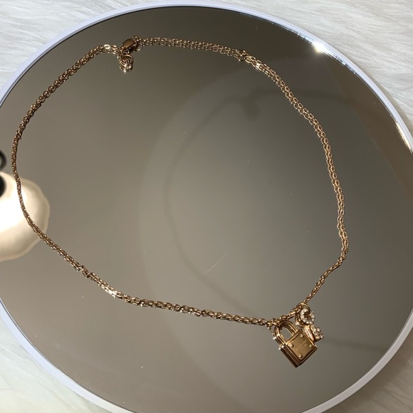 Michael Kors Gold Toned Pave Padlock Key Chain Necklace EUC - Picture 4 of 8